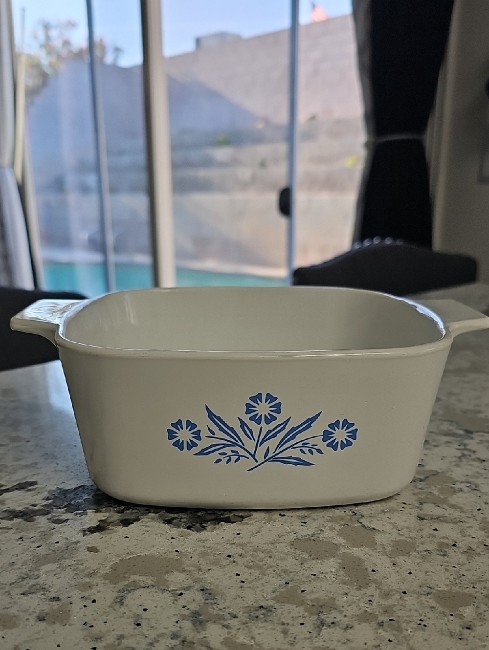 Corningware White Ceramic Baking Casserole with Blue Cornflower Pattern 1.5 QT